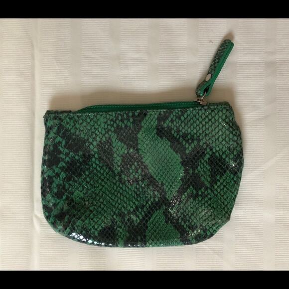 Pietro Alessandro Emerald Green Snake Pattern Zip Top Case - Picture 2 of 4